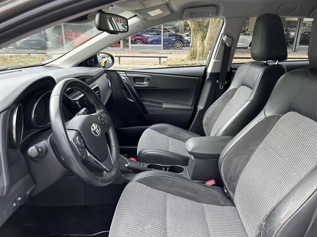 Toyota AURIS 1.8 Hybrid Executive