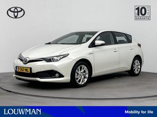toyota-auris-1.8-hybrid-dynamic-go-