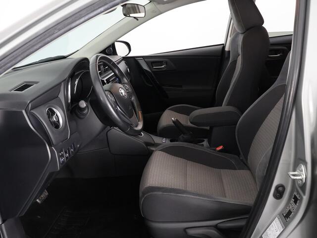 Toyota AURIS Touring Sports 1.8 HYBRID DYNAMIC ULTIMATE AUTOM.GARANTIE 3-2027 CLIMA.CRUISE.BLACKLINE .