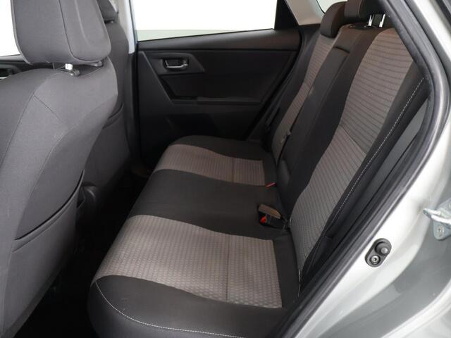 Toyota AURIS Touring Sports 1.8 HYBRID DYNAMIC ULTIMATE AUTOM.GARANTIE 3-2027 CLIMA.CRUISE.BLACKLINE .