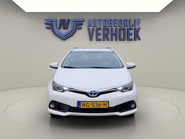 Toyota AURIS 1.8 Hybrid Aspiration Trekhaak - NL Auto