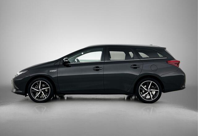 Toyota AURIS Touring Sports 1.8 Hybrid Dynamic Ultimate