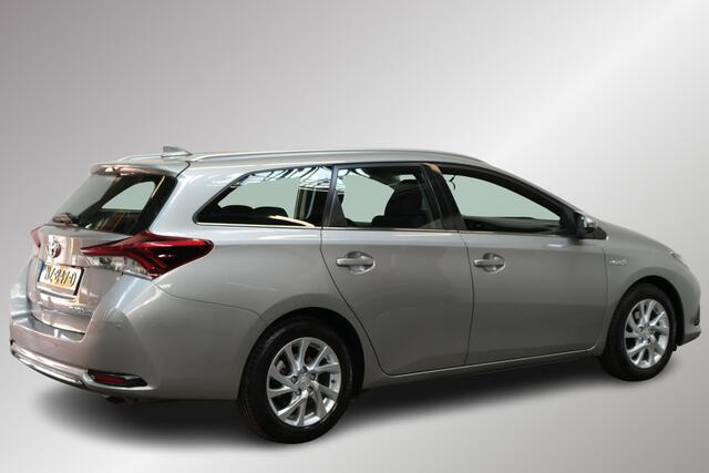 Toyota AURIS Touring Sports 1.8 Hybrid Dynamic, 16" velgen, NAVI, Parkeercamera, Cruisecontrol