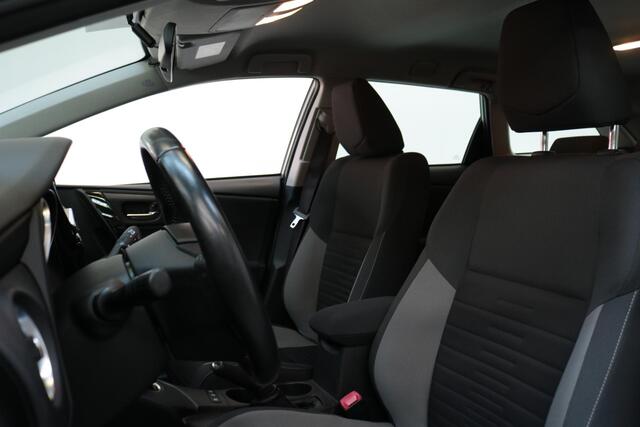 Toyota AURIS Touring Sports 1.8 Hybrid Dynamic, 16" velgen, NAVI, Parkeercamera, Cruisecontrol