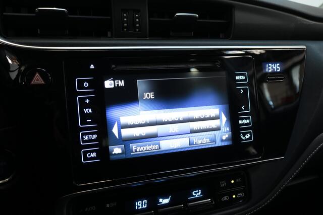 Toyota AURIS Touring Sports 1.8 Hybrid Dynamic, 16" velgen, NAVI, Parkeercamera, Cruisecontrol
