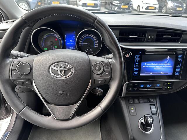 Toyota AURIS Touring Sports 1.8 Hybrid Now