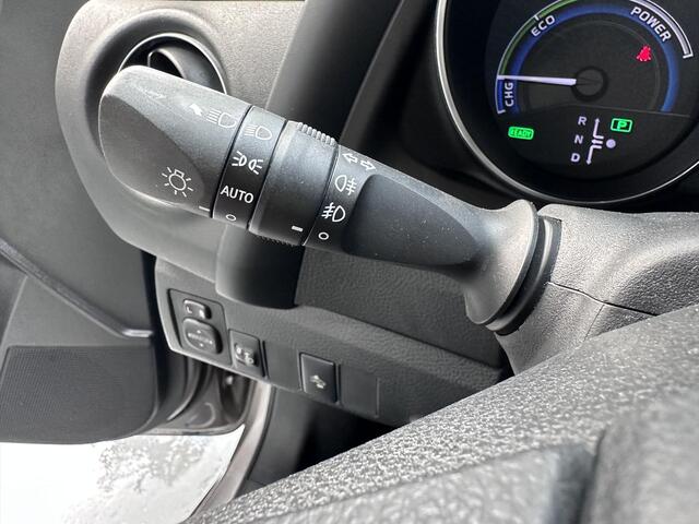 Toyota AURIS Touring Sports 1.8 Hybrid Now