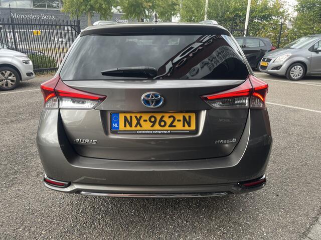 Toyota AURIS Touring Sports 1.8 Hybrid Dynamic // PANORAMADAK // KEYLESS // NAVI // CAMERA // CRUISE // CLIMA // LED //