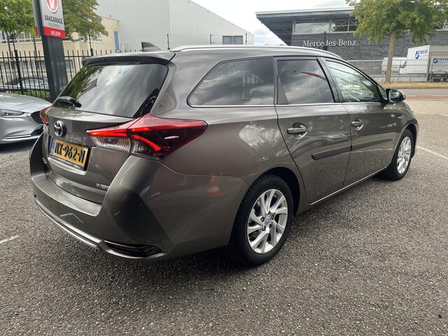 Toyota AURIS Touring Sports 1.8 Hybrid Dynamic // PANORAMADAK // KEYLESS // NAVI // CAMERA // CRUISE // CLIMA // LED //