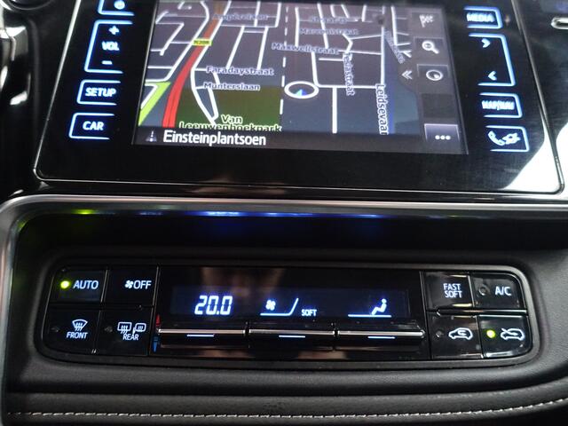 Toyota AURIS Touring Sports 1.8 Hybrid Dynamic Aut- Camera, Navigatie, Comfort Interieur, Lane Assist, Clima