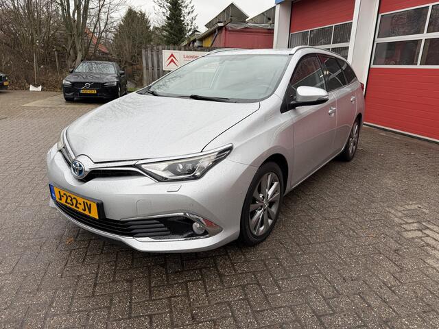 Toyota AURIS Touring Sports 1.8 Hybrid 100 PK | Executive | Navigatie | Stoelverwarming | Start- en stopknop |