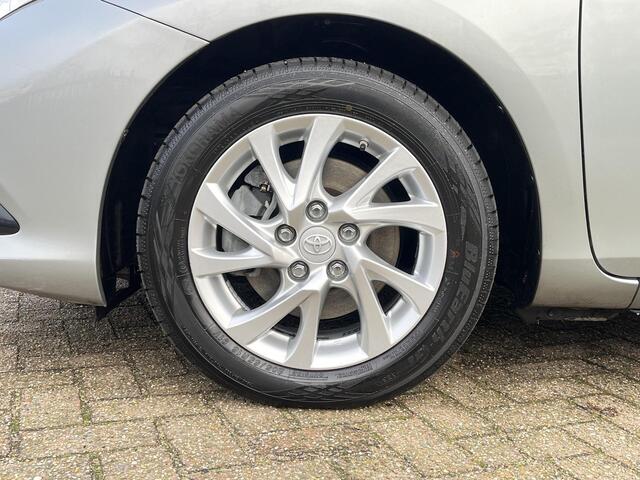 Toyota AURIS Touring Sports 1.8 Hybrid Dynamic | Navigatie | Panoramadak | Bluetooth | Parkeercamera | Cruise control |