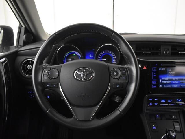 Toyota AURIS 1.8 Hybrid Business Plus | Trekhaak | Parkeersensoren | Navi