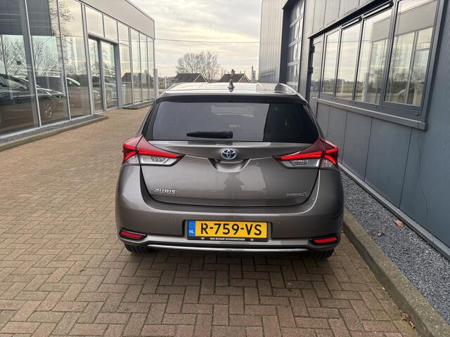 Toyota AURIS 1.8 Hybrid Business Pro Automaat CAMERA/KEYLESS/NAVI/PDC/17INCH/STOELVERWARMING