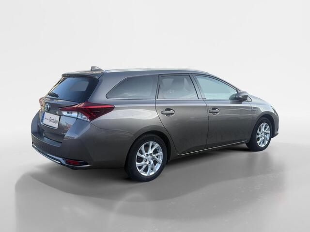 Toyota AURIS Touring Sports 1.8 Hybrid Dynamic Ultimate | Automaat | Cruise Control | Navigatie | Stoelverwarming | Camera | Climate Control
