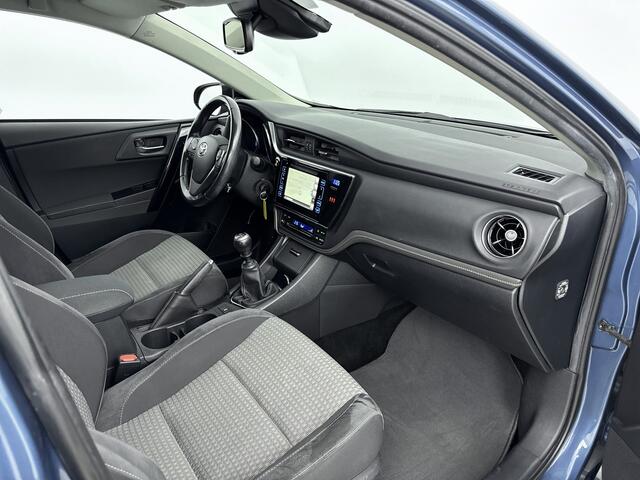 Toyota AURIS 1.2T Dynamic | NL dealeronderhouden | 1300 kg geremd trekgewicht |