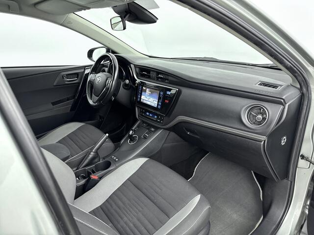 Toyota AURIS 1.8 Hybrid Dynamic | Parkeercamera | Climate Control | Cruise Control |