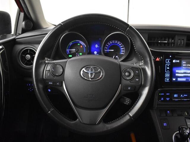 Toyota AURIS Touring Sports 1.8 Hybrid Active | Parkeersensoren V+A | Navigatie