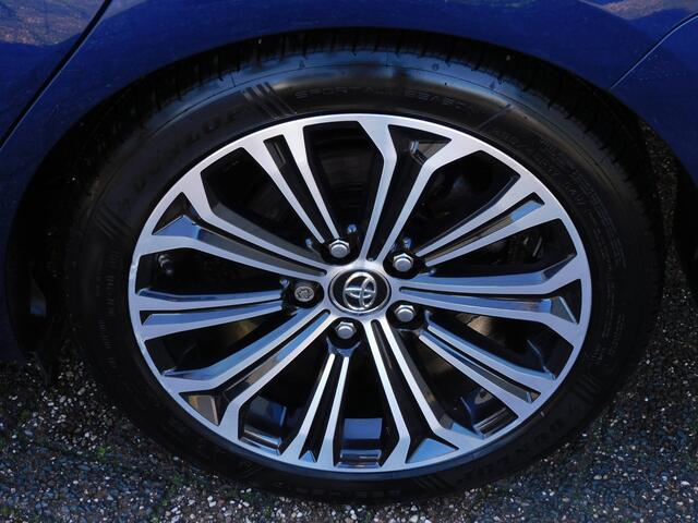 Toyota AURIS Touring Sports 1.8 Hybrid Executive DEALER ONDERHOUDEN! PANODAK! CAMERA! STOELVERW! BLUETOOTH! CRUISE! CLIMA!