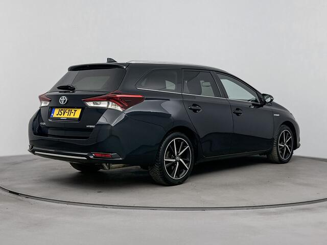 Toyota AURIS Touring Sports 1.8 Hybrid Dynamic | Pano Dak | Navi |