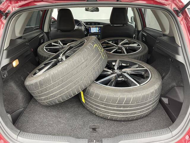 Toyota AURIS 1.8 Hybrid Dynamic