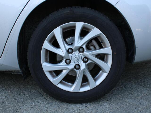 Toyota AURIS Touring Sports 1.8 Hybrid Energy Plus | AIRCO | 12 MAANDEN BOVAG GARANTIE |