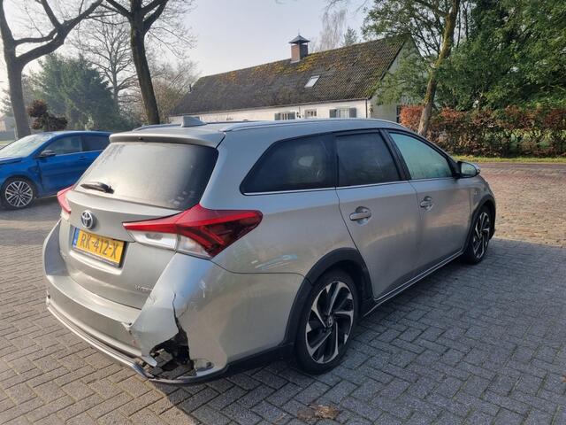 Toyota AURIS Touring Sports 1.8 Hybr. Freestyle Pano Navi
