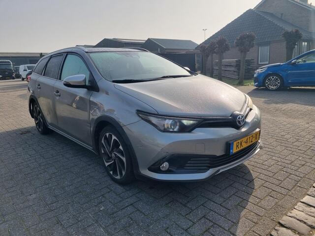 Toyota AURIS Touring Sports 1.8 Hybr. Freestyle Pano Navi