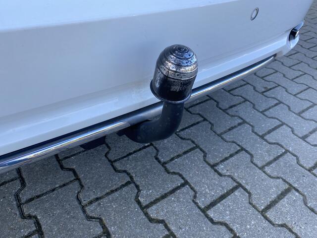 Toyota AURIS Touring Sports 1.8 Hybrid Dynamic Ultimate Stoelverwarming, Navigatie , Camera