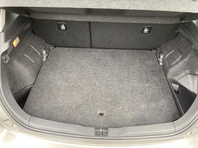 Toyota AURIS 1.8 Hybrid Dynamic Navigatie, achteruitrij camera, cruise control, keyless entry- & start, automaat!