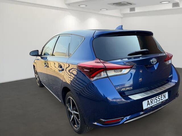 Toyota AURIS 1.8 Hybrid Black Edition