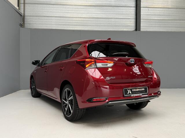 Toyota AURIS 1.8 Hybrid Black Edition LED|Camera|Cruise