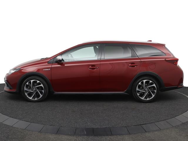 Toyota AURIS 1.8 Hybrid Dynamic Ultimate | Stoelverwarming | Parkeercamera | Cruise control |