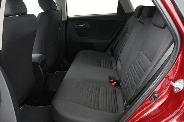 Toyota AURIS 1.8 Hybrid Dynamic Ultimate | Stoelverwarming | Parkeercamera | Cruise control |