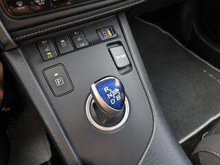 toyota-auris-touring-sports-1.8-hyb