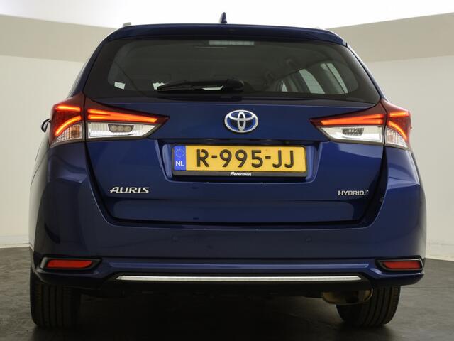 Toyota AURIS Touring Sports 1.8 Hybrid Now | Parkeersensoren | Camera | Navigatie