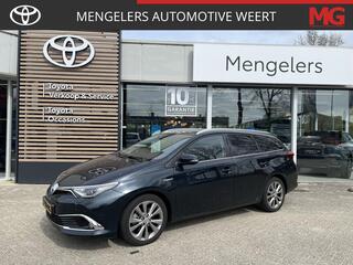 toyota-auris-touring-sports-1.8-hyb