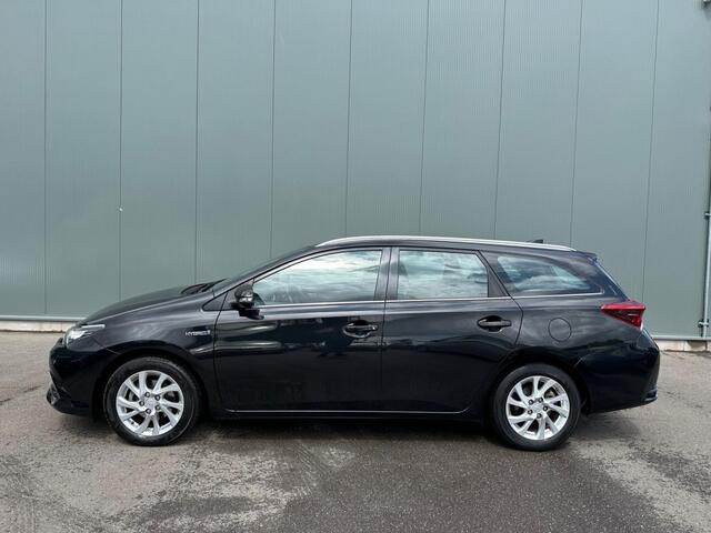 Toyota AURIS Touring Sports 1.8 Hybr. Black Ed. CAMERA | STOELVERWARMING !