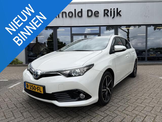 Toyota AURIS 1.8 Hybrid Black Edition