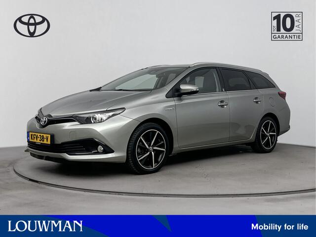 Toyota AURIS 1.8 Hybrid Dynamic Ultimate | Stoelverwarming | 17" Lichtmetalen velgen | Navigatie |