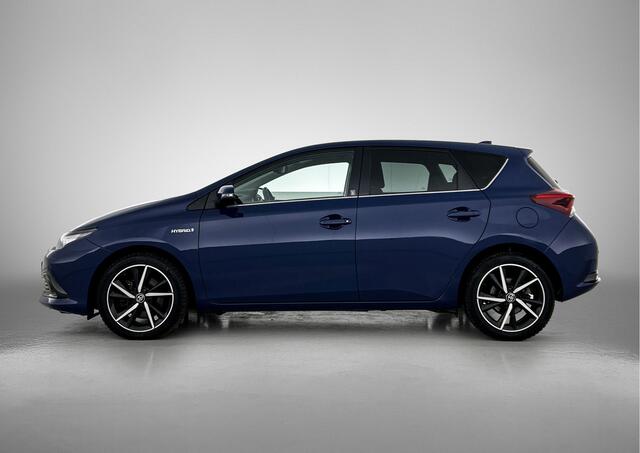 Toyota AURIS 1.8 Hybrid Dynamic | Parkeersensoren voor+achter | Stoelverwarming | Spiegels elektrisch inklapbaar | Cruise control | Achteruitrijcamera |