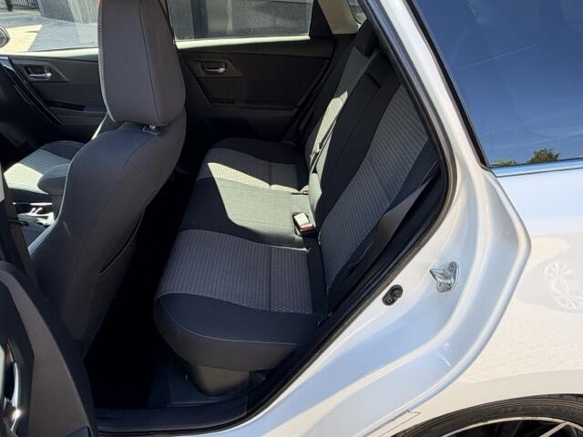 Toyota AURIS Touring Sports 1.8 Hybrid Lease Exclusive