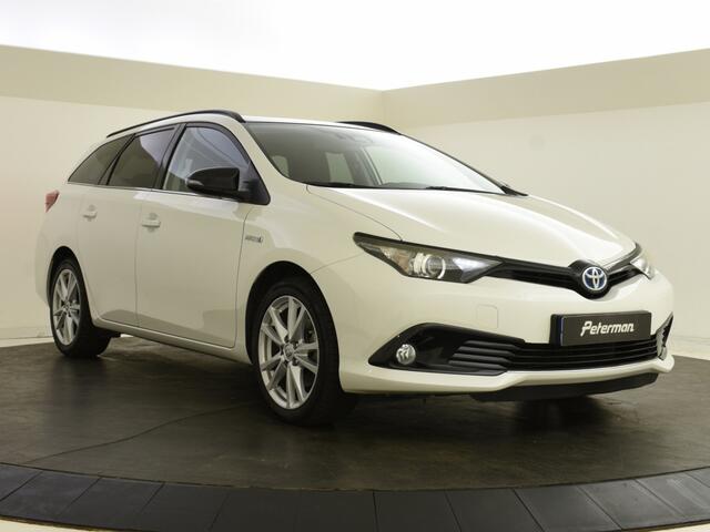 Toyota AURIS Touring Sports 1.8 Hybrid Black Edition | Navigatie | All Season | Keyless