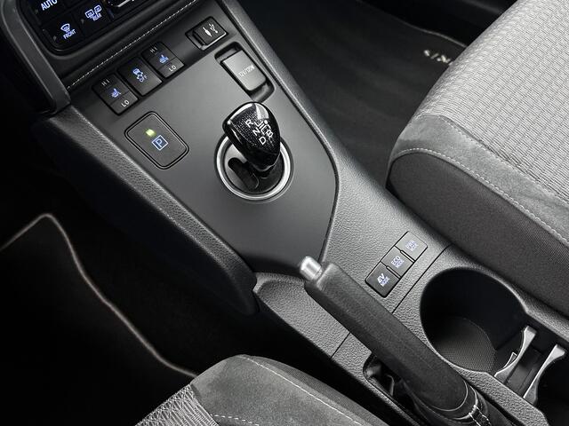 Toyota AURIS 1.8 Hybrid Dynamic | Stoelverwarming | Achteruitrijcamera |