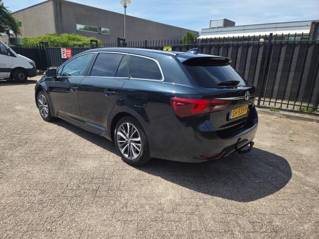 Toyota AVENSIS Touring Sports 1.8 VVT-i Dynamic Leer/Navi/Clima/Stoelverw