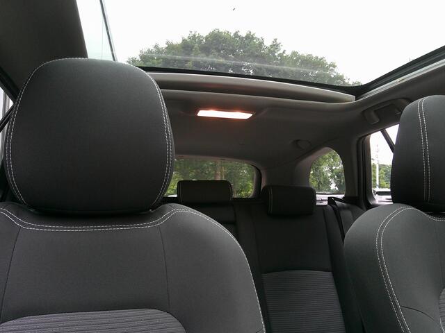 Toyota AVENSIS Touring Sports 1.8 VVT-i SkyView Edition Trekhaak