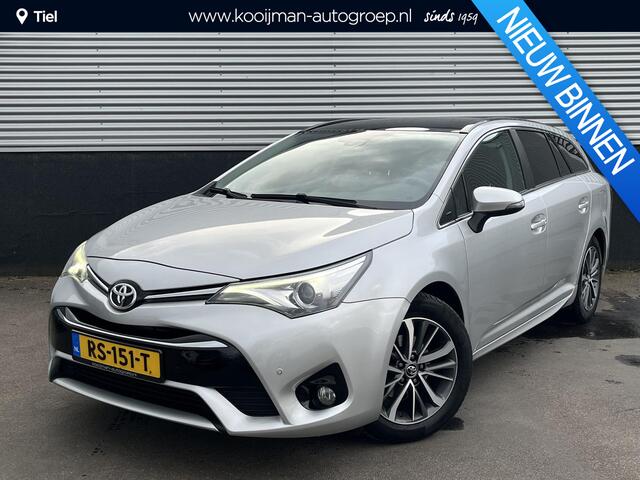 Toyota AVENSIS Touring Sports 1.8 VVT-i Executive Automaat, Panoramadak, Trekhaak, Navigatie, LMV, Cruise control, Achteruitrijcamera, Parkeersensoren voor + achter