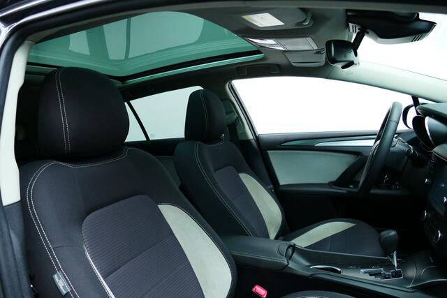 Toyota AVENSIS Touring Sports 1.8 VVT-i SkyView Edition 1-Eig. Panodak, Camera, Clima, Haak 1600kg