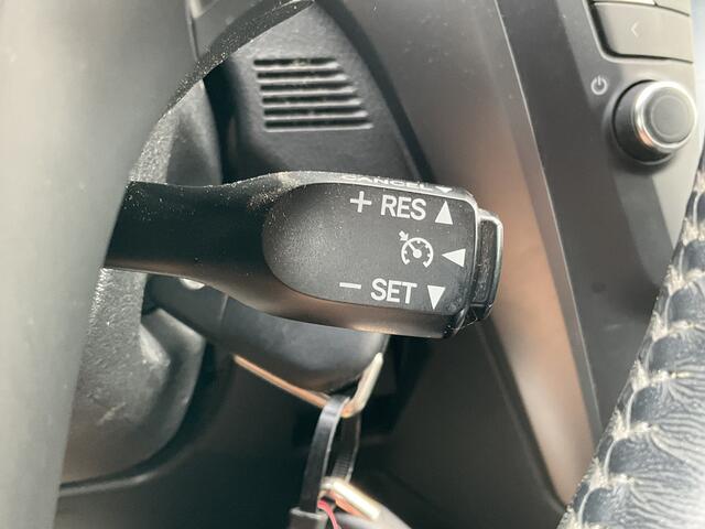 Toyota AVENSIS Touring Sports 1.8 VVT-i SkyView Limited Automaat Trekhaak Stoelverw Camera Dealer-Onderhouden!