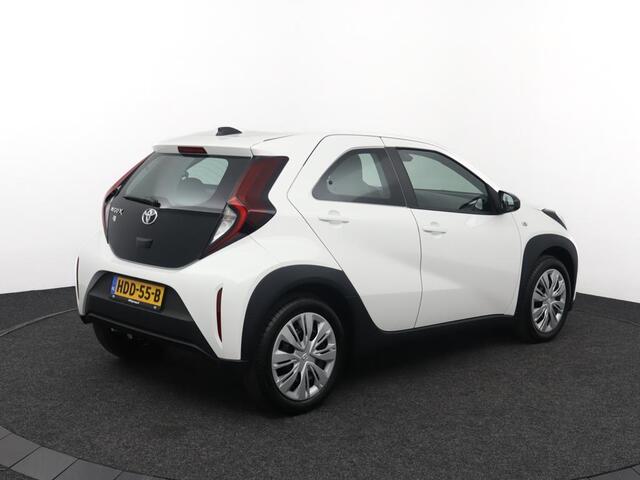 Toyota AYGO X 1.0 VVT-i MT Play